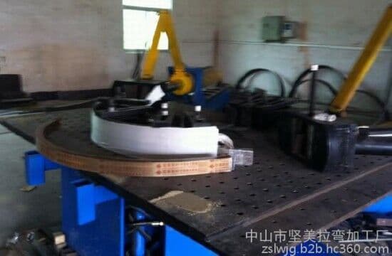 中型拉彎機