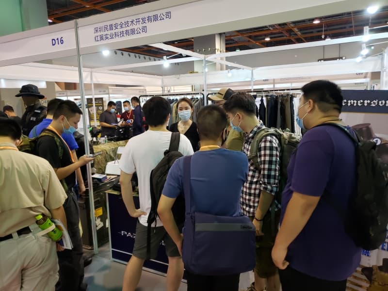 察打無人機機械外骨骼亮相DefenPol China2020第五屆廣州國防科技創新暨軍警外貿展_中國機器人網